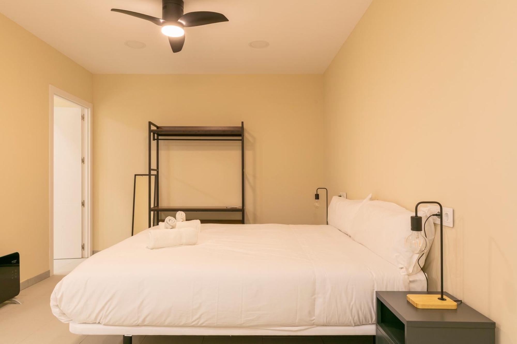 Homeabout Smart Rooms Tetuan - Sin Recepcion — Fotos 1